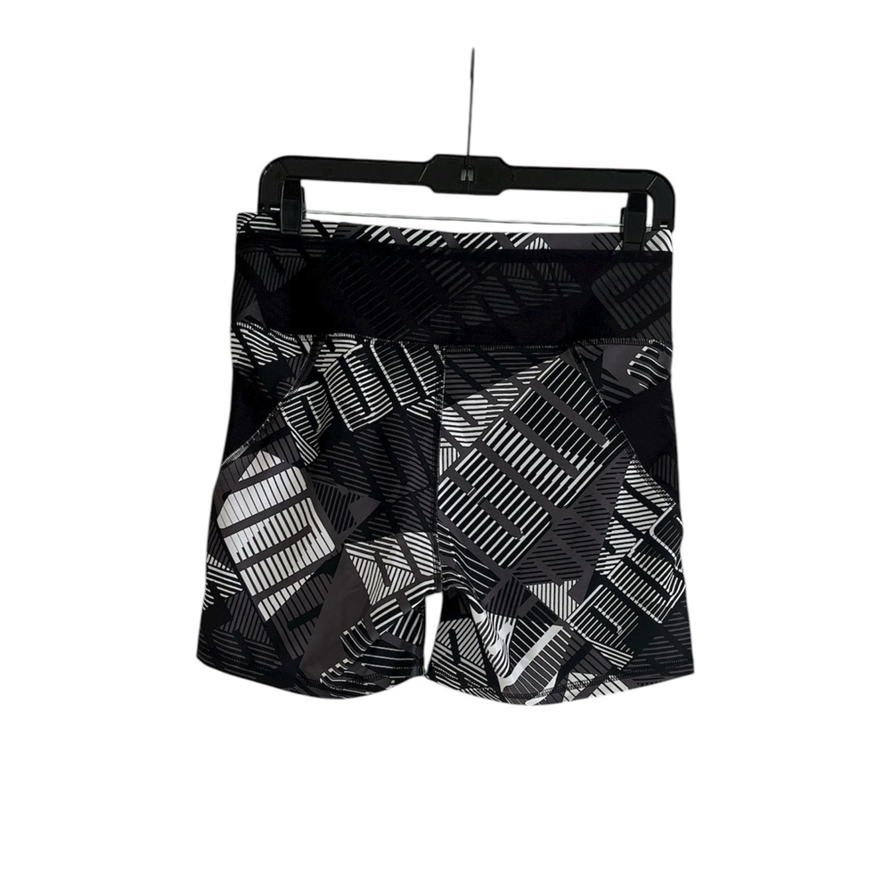 Puma Workout Shorts - Picture 2 of 3